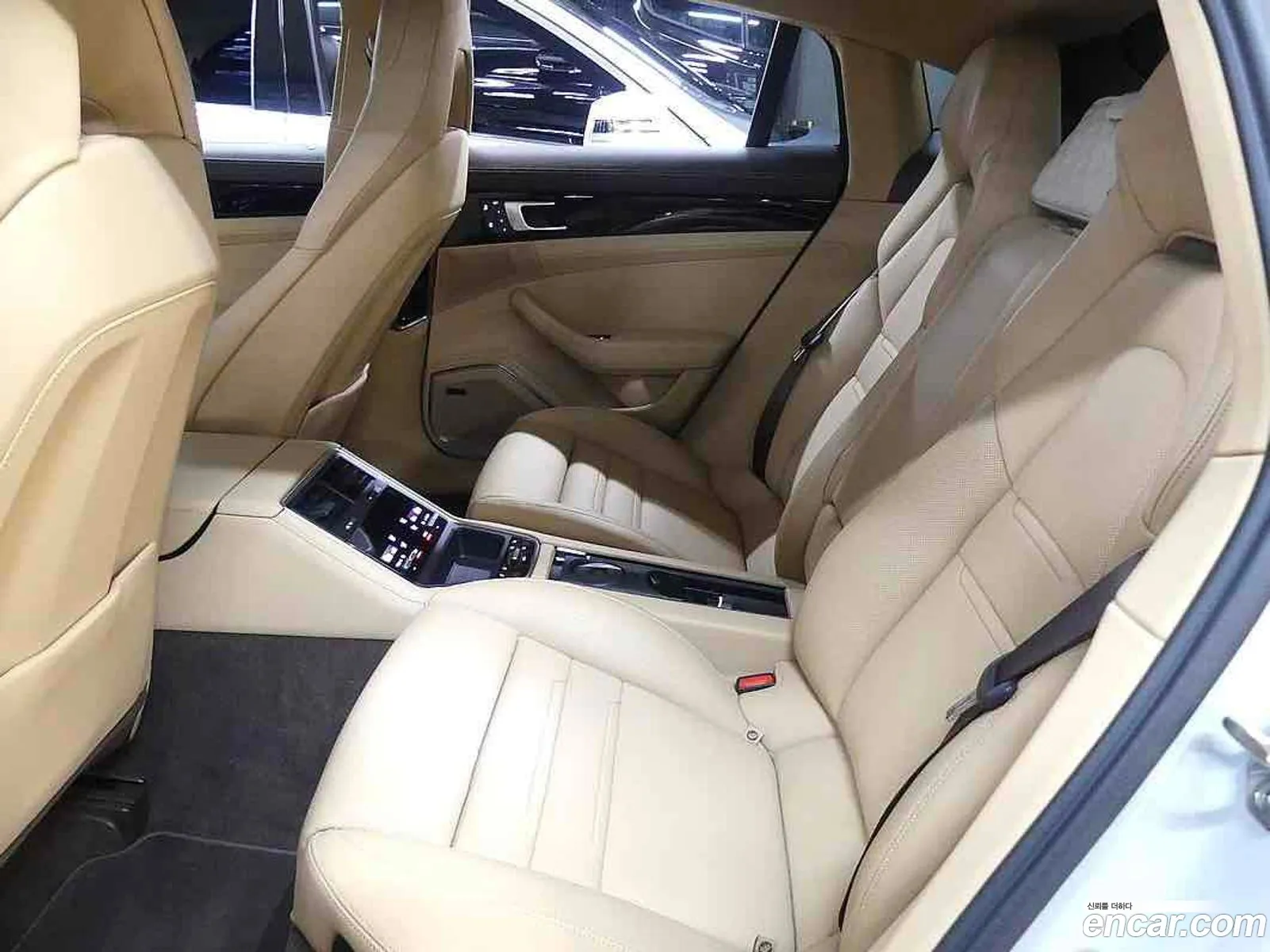 Porsche Panamera 2024 — 3