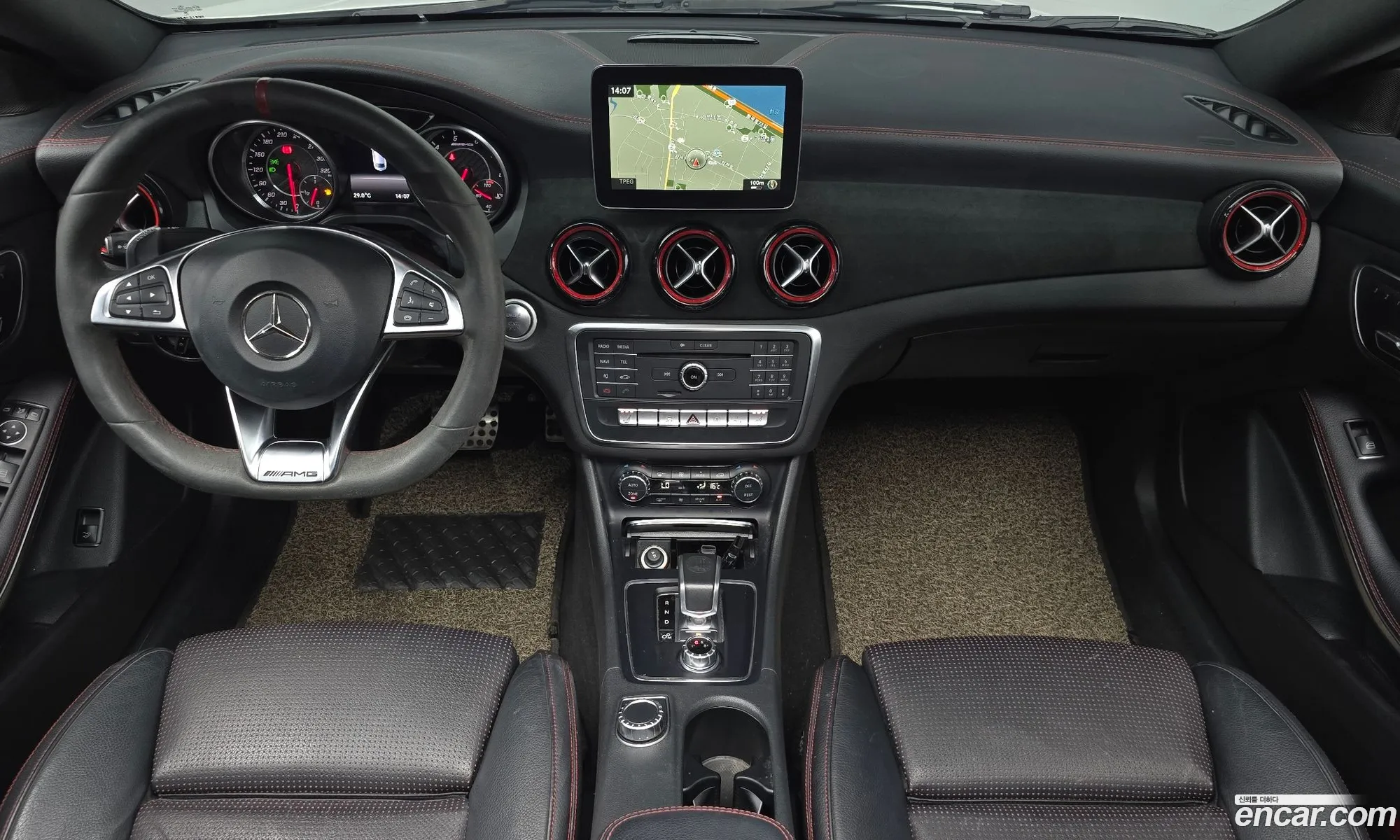 Mercedes-Benz CLA-Class C117 2017 — 31