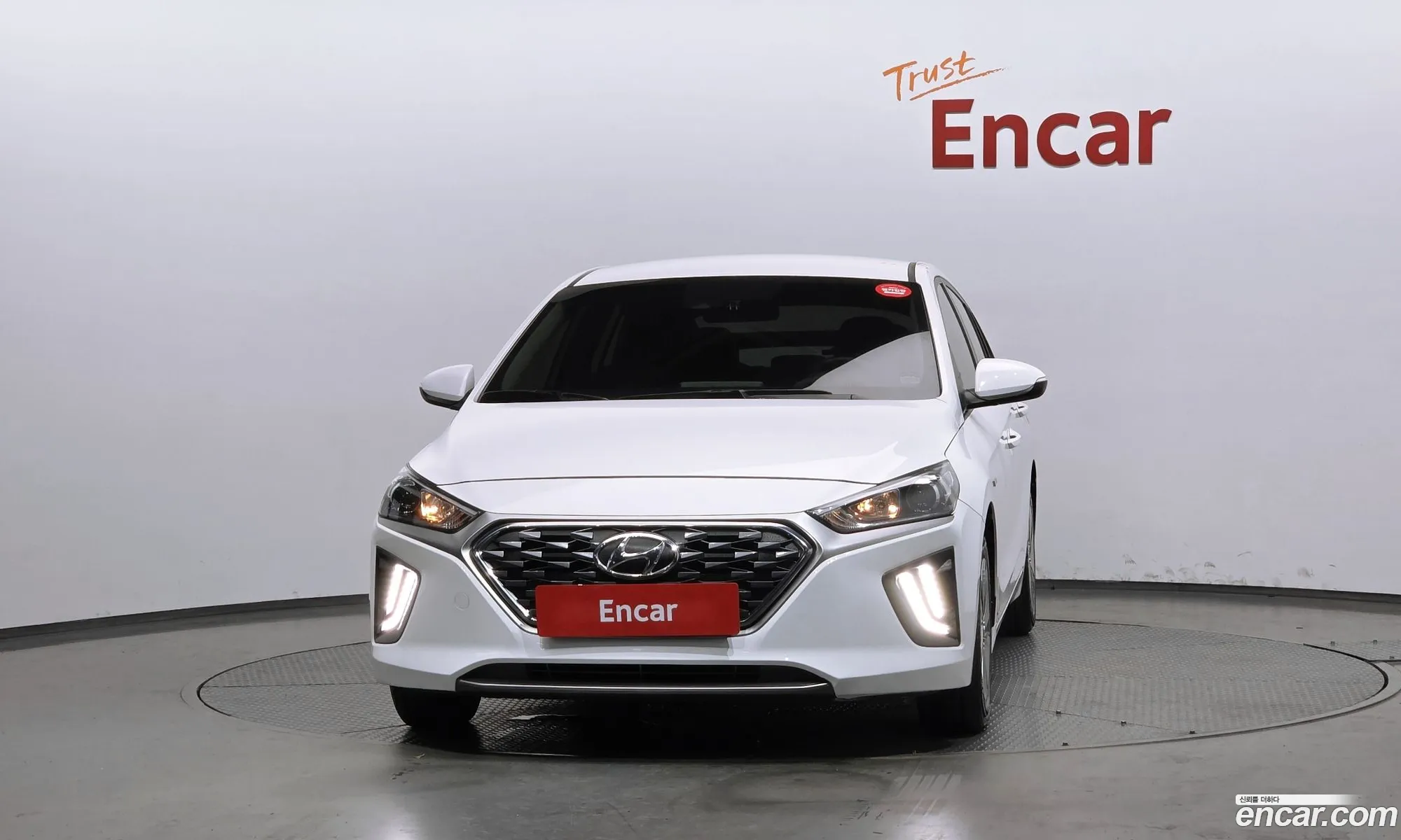 Hyundai Ioniq Hybrid 2020 — 2