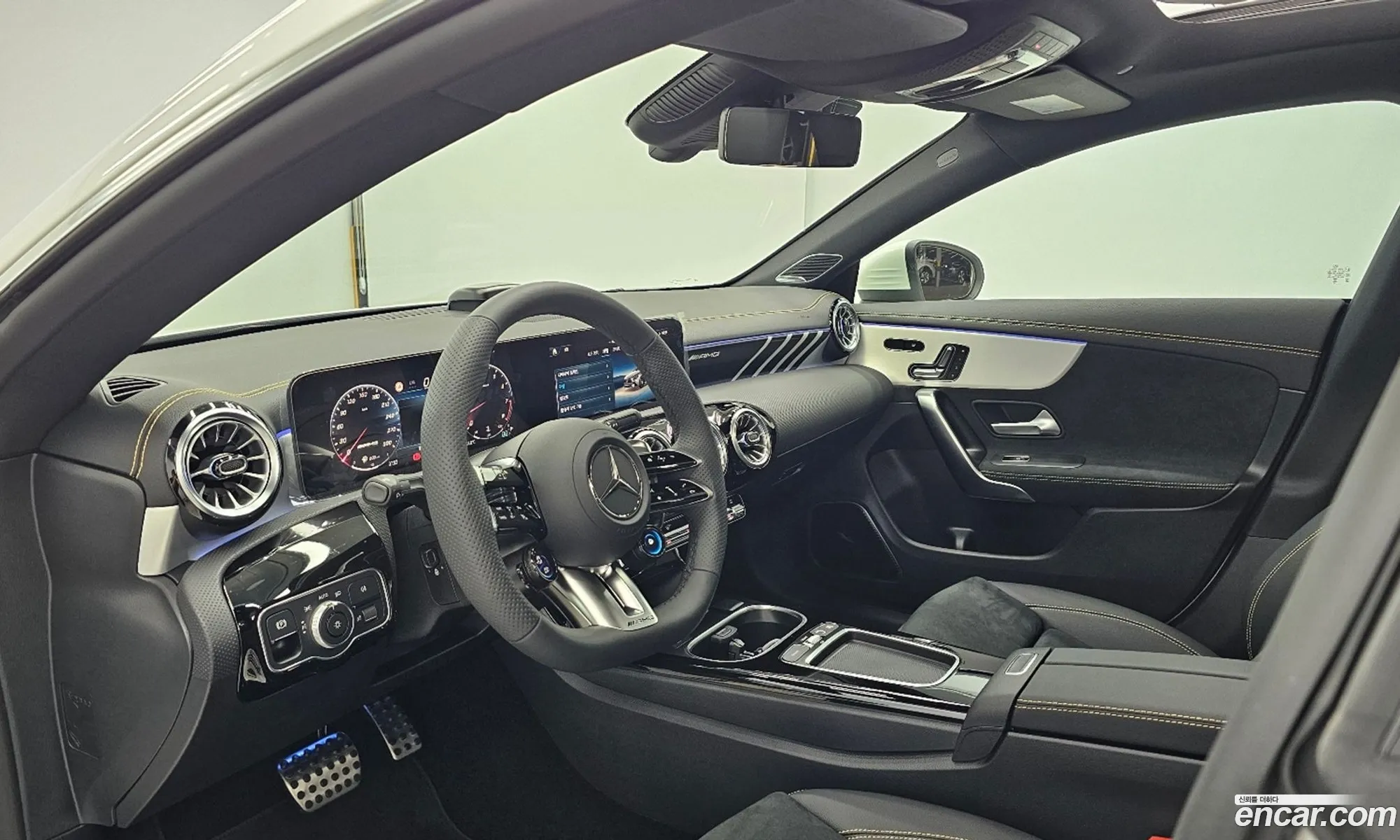 Mercedes-Benz CLA-Class C118 2025 — 11