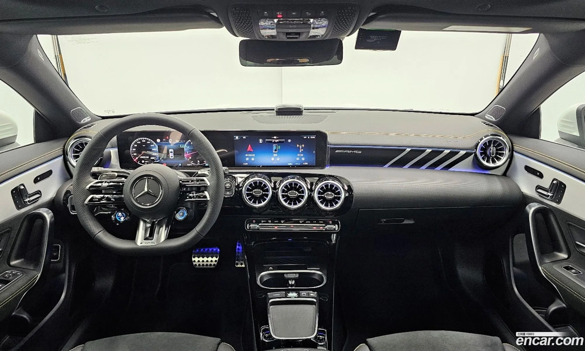 Mercedes-Benz CLA-Class C118 2025 — 13