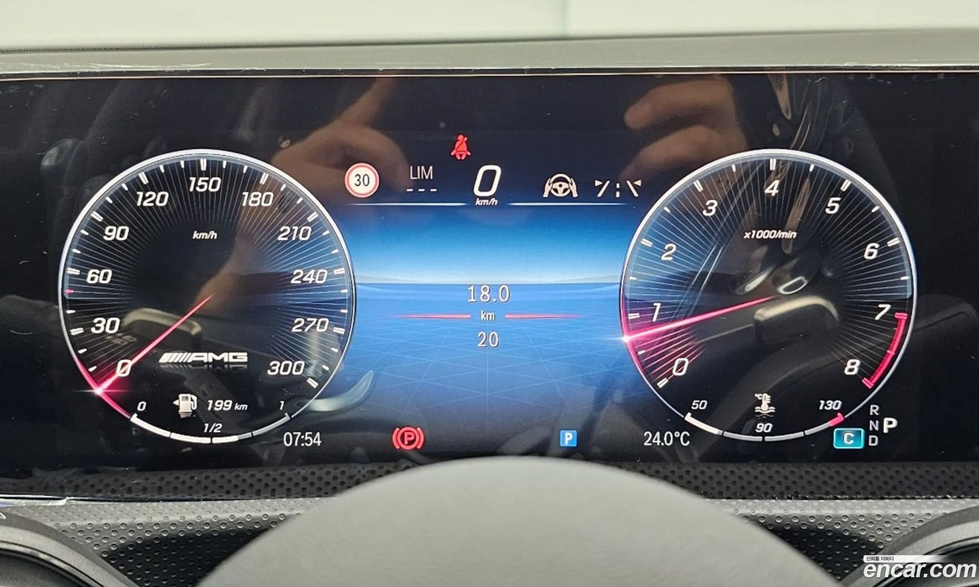 Mercedes-Benz CLA-Class C118 2025 — 10