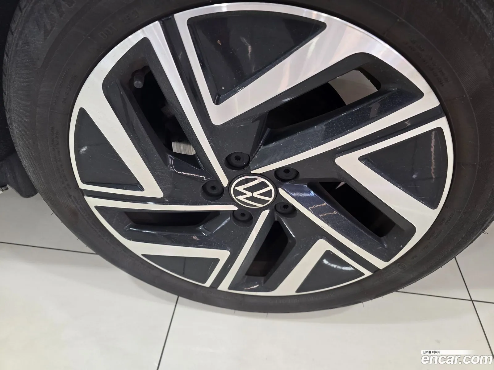 Volkswagen Jetta 7th Gen 2023 — 6