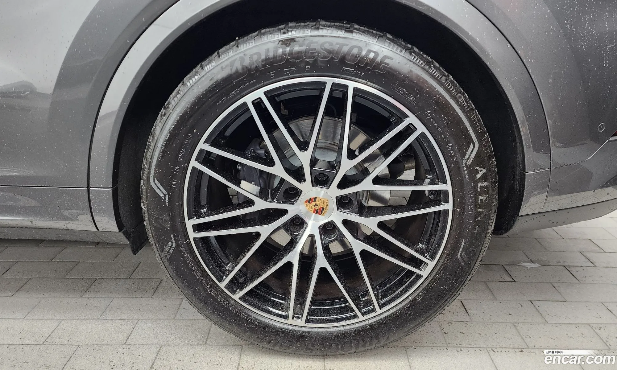 Porsche Cayenne 2025 WP1BE29Y6SDA68277 — 2