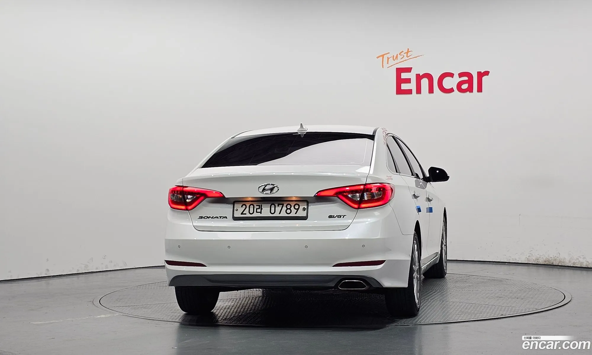 Hyundai LF Sonata 2015 — 4