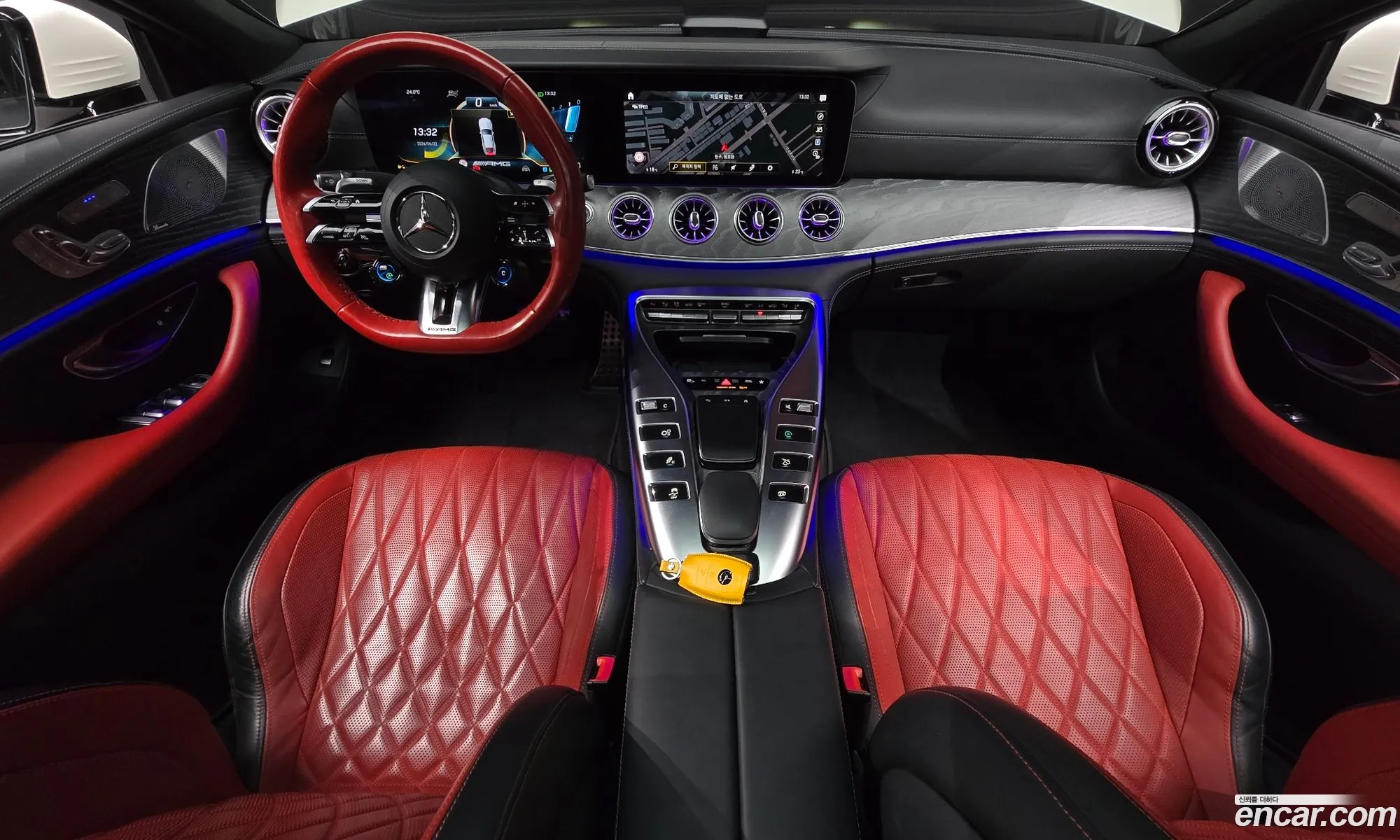 Mercedes-Benz AMG GT 2023 — 4