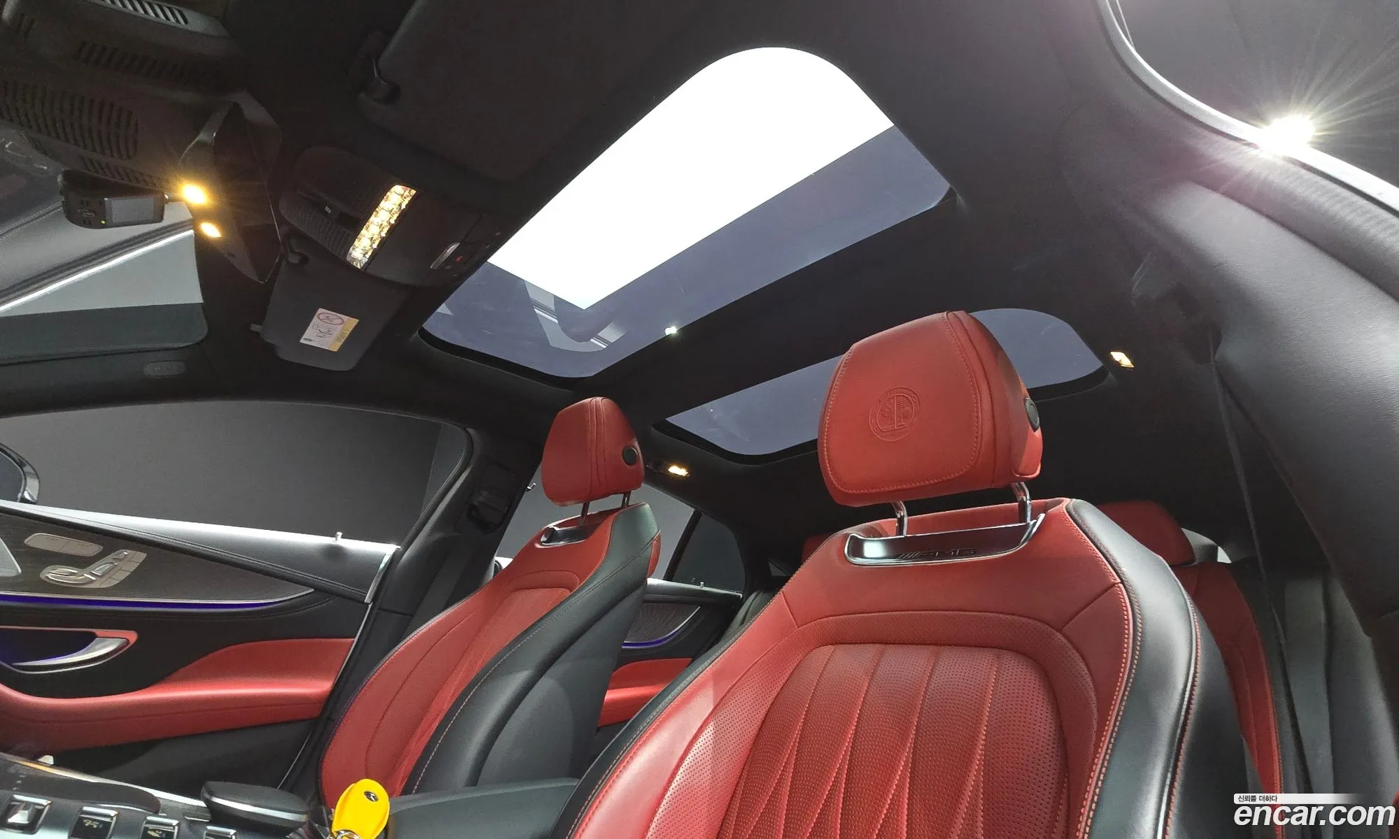 Mercedes-Benz AMG GT 2023 — 17