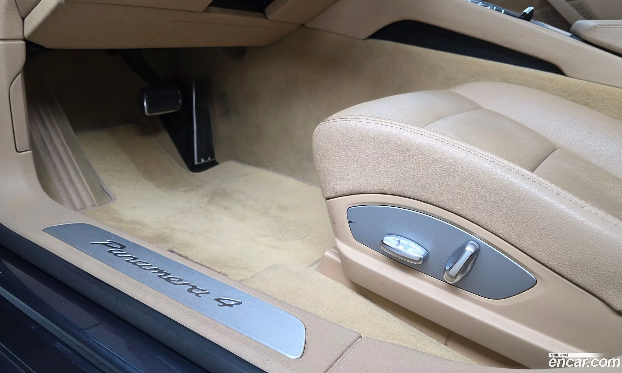 Porsche Panamera 2011 WP0AA2975BL016208 — 3