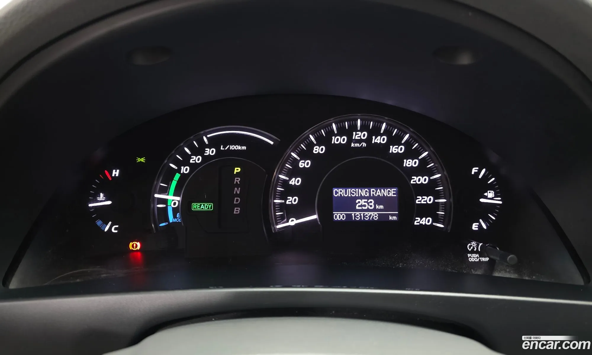 Toyota Camry 2010 — 11