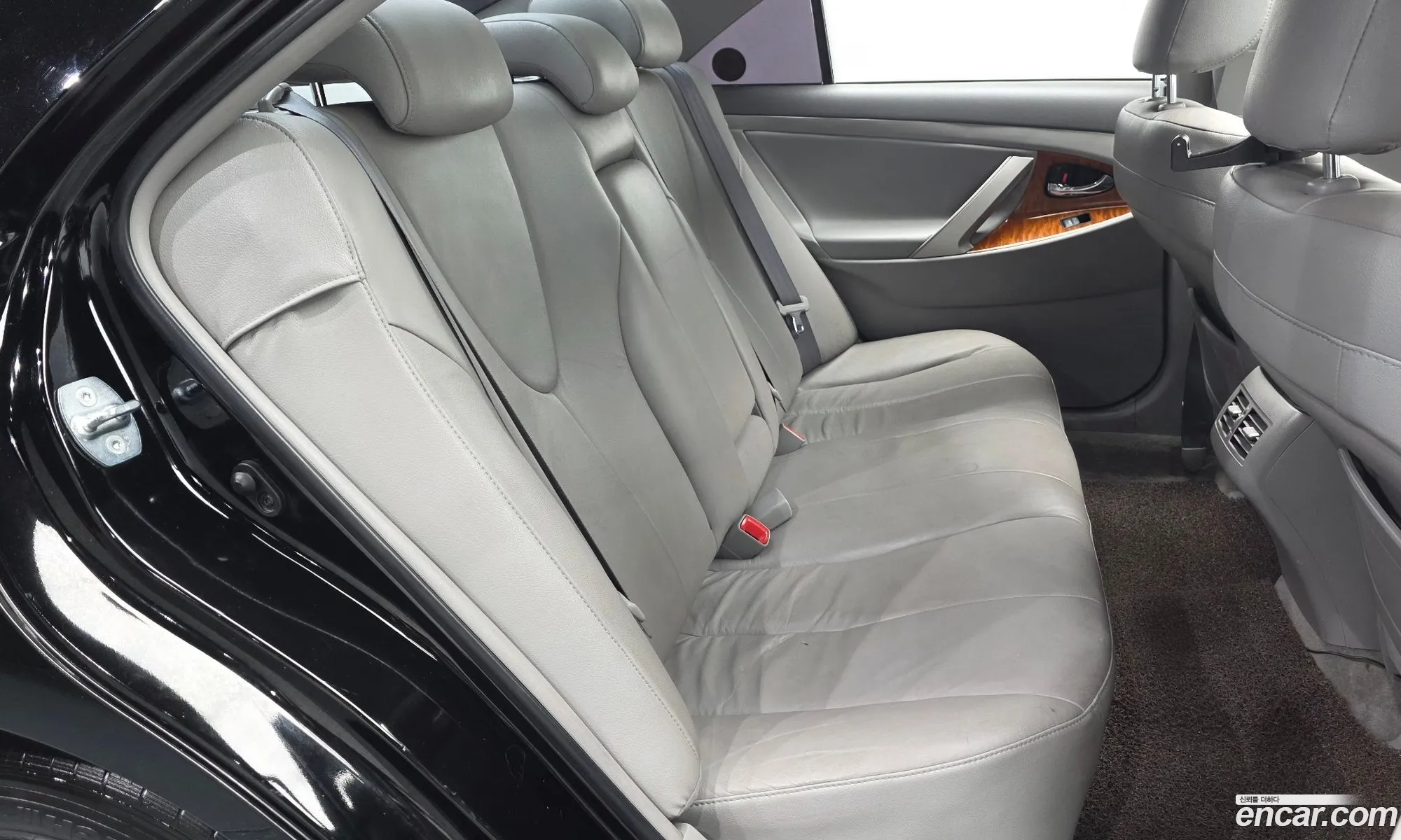 Toyota Camry 2010 — 5