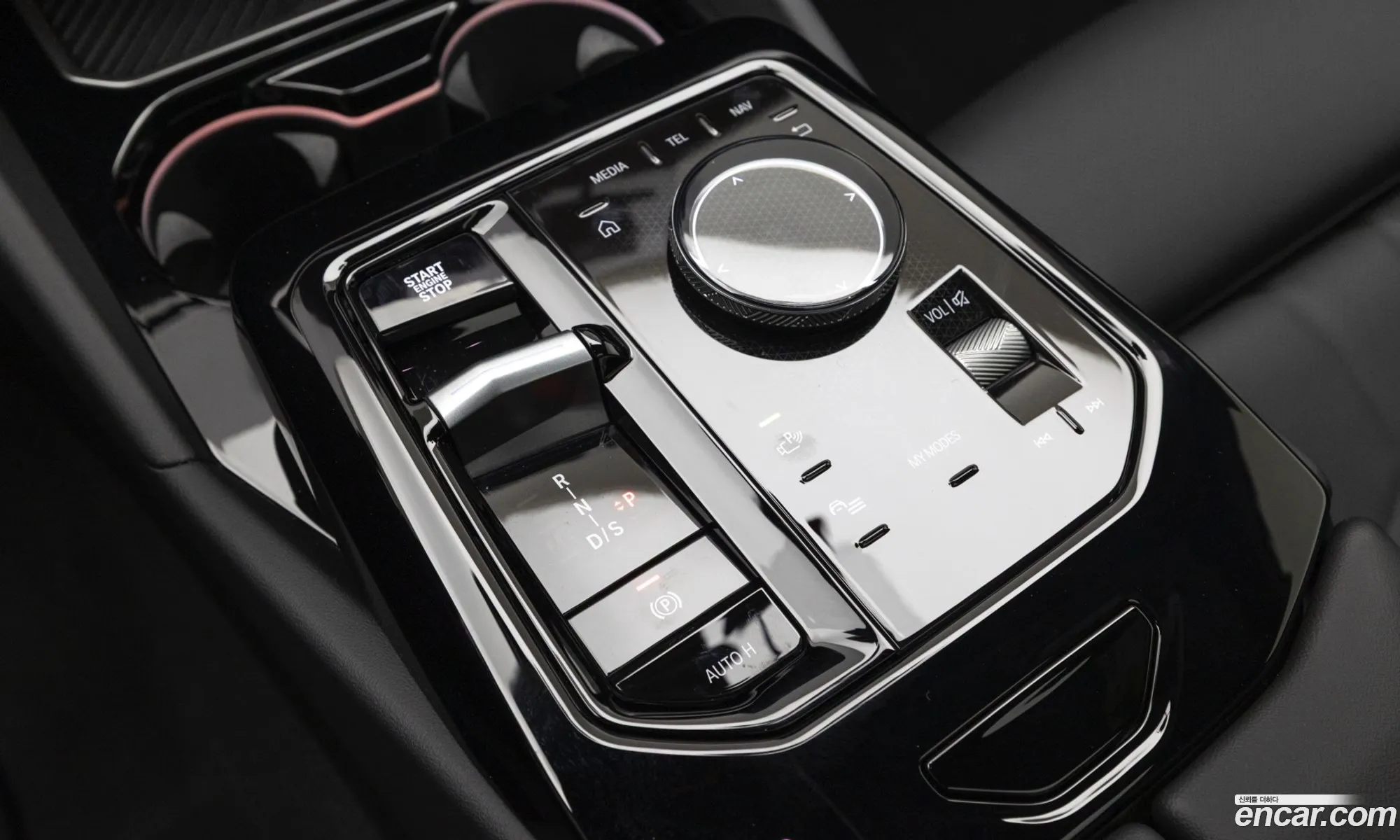 BMW 5 Series 2025 — 12