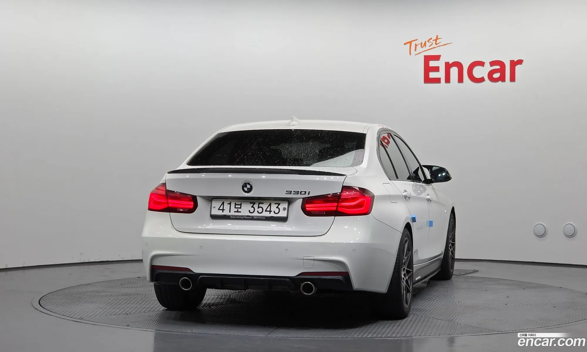 BMW 3 Series 2018 WBA8B9101JA538389 — 19