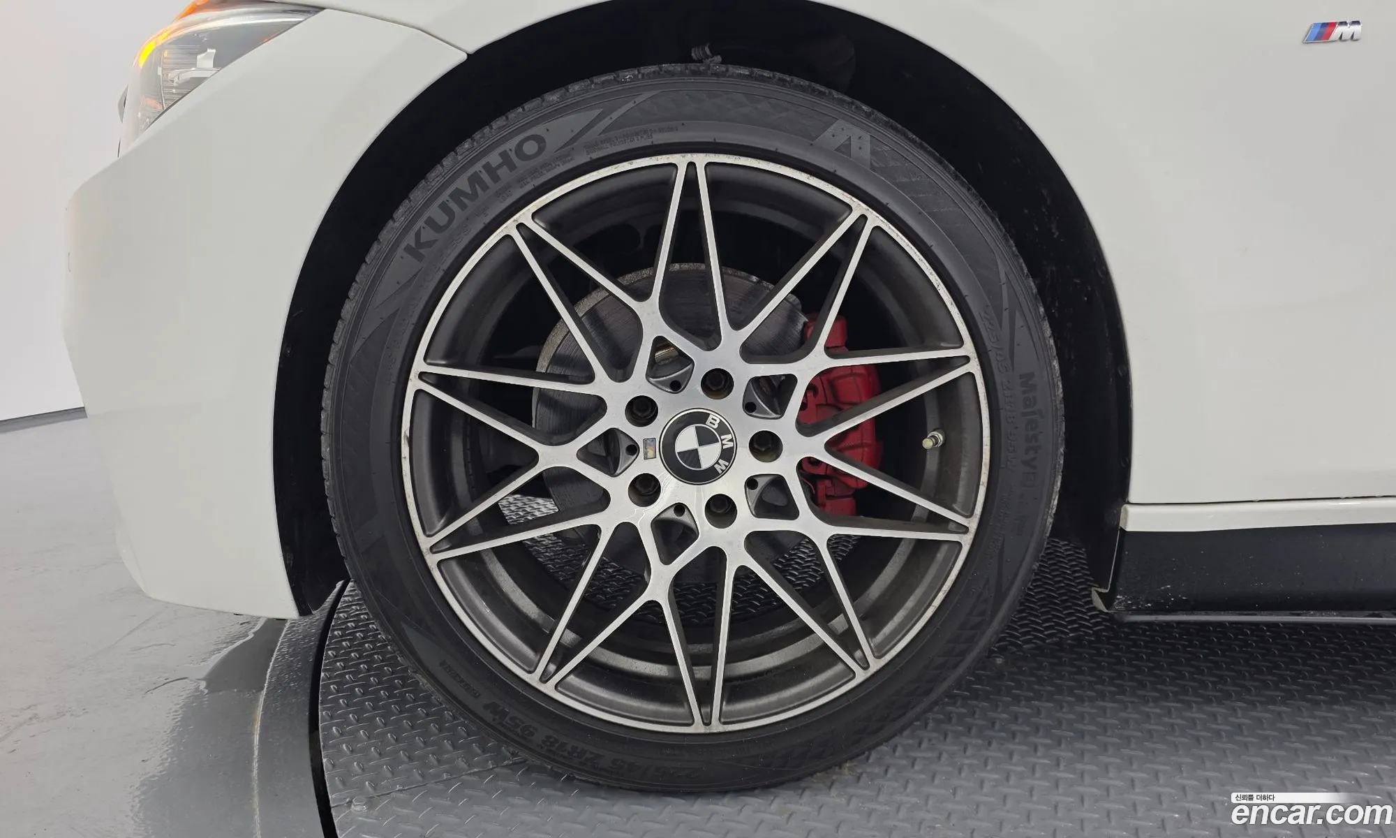 BMW 3 Series 2018 WBA8B9101JA538389 — 24