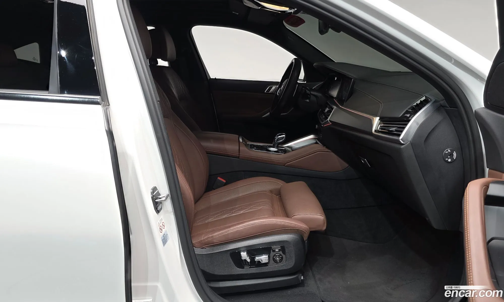 BMW X6 2022 — 24