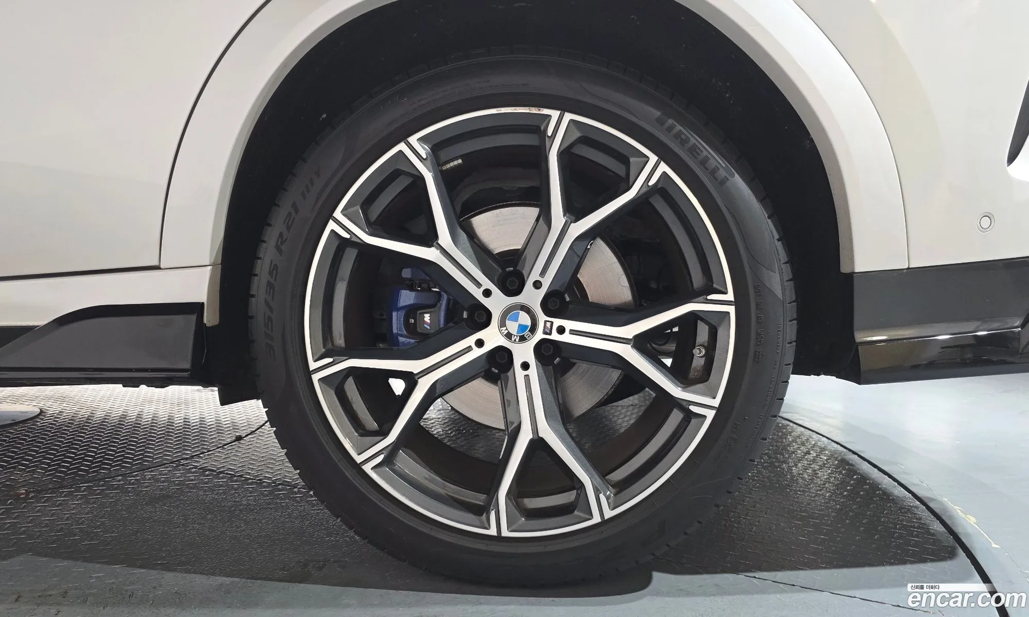 BMW X6 2022 — 13