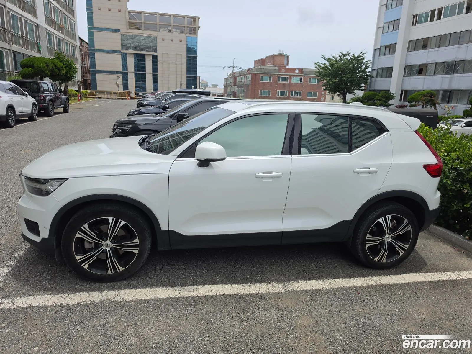 Volvo XC40 2021 — 13