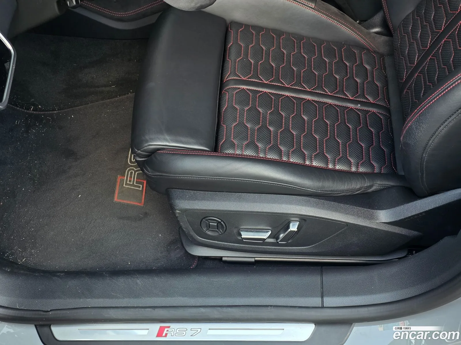 Audi RS7 2021 — 19