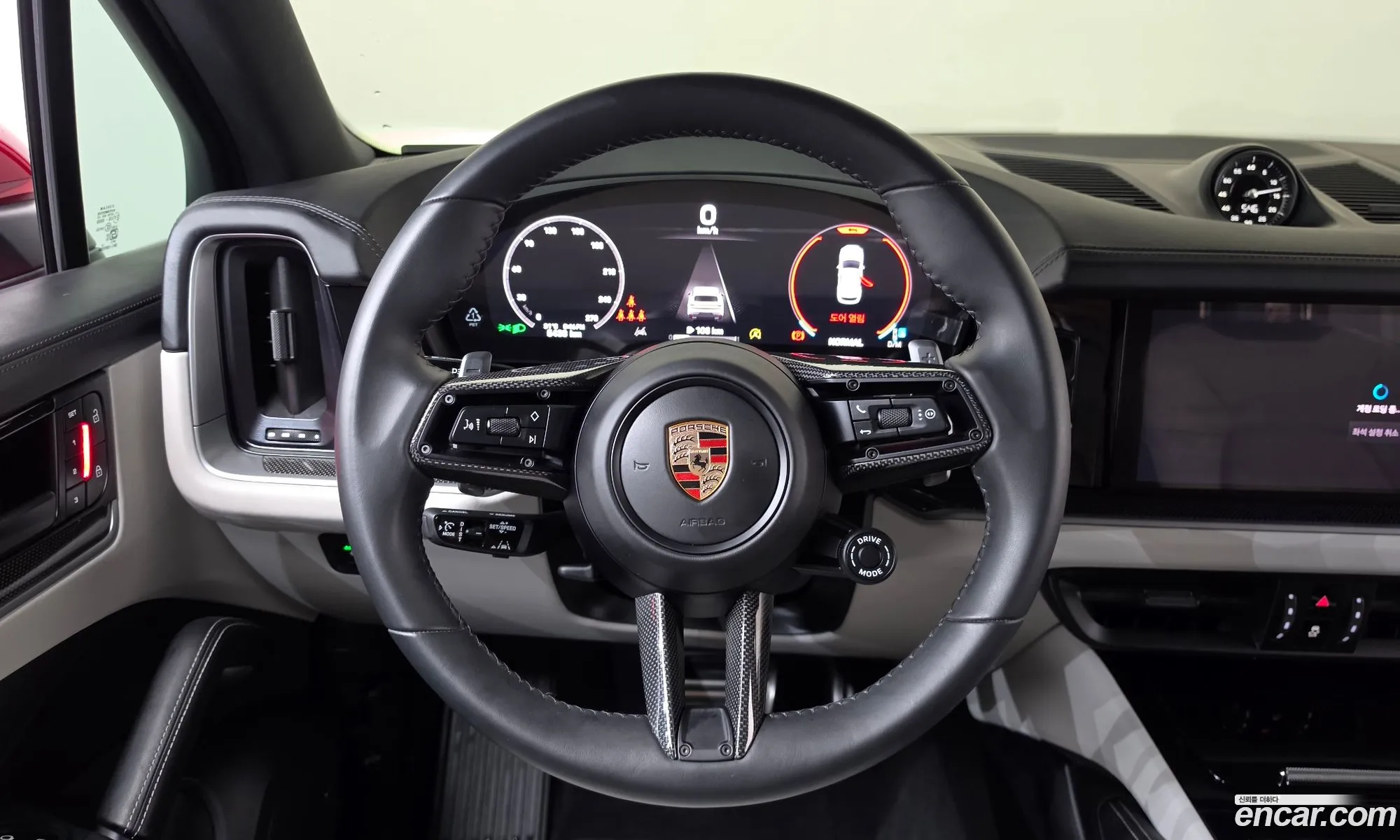 Porsche Cayenne 2024 WP1AA29Y161661616 — 19