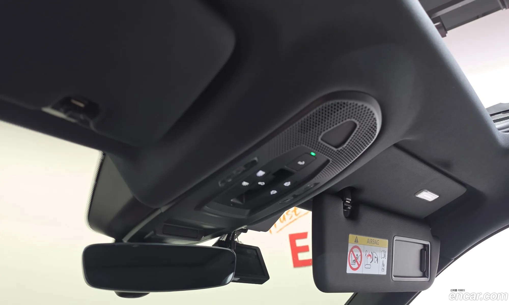 Porsche Cayenne 2024 WP1AA29Y161661616 — 26