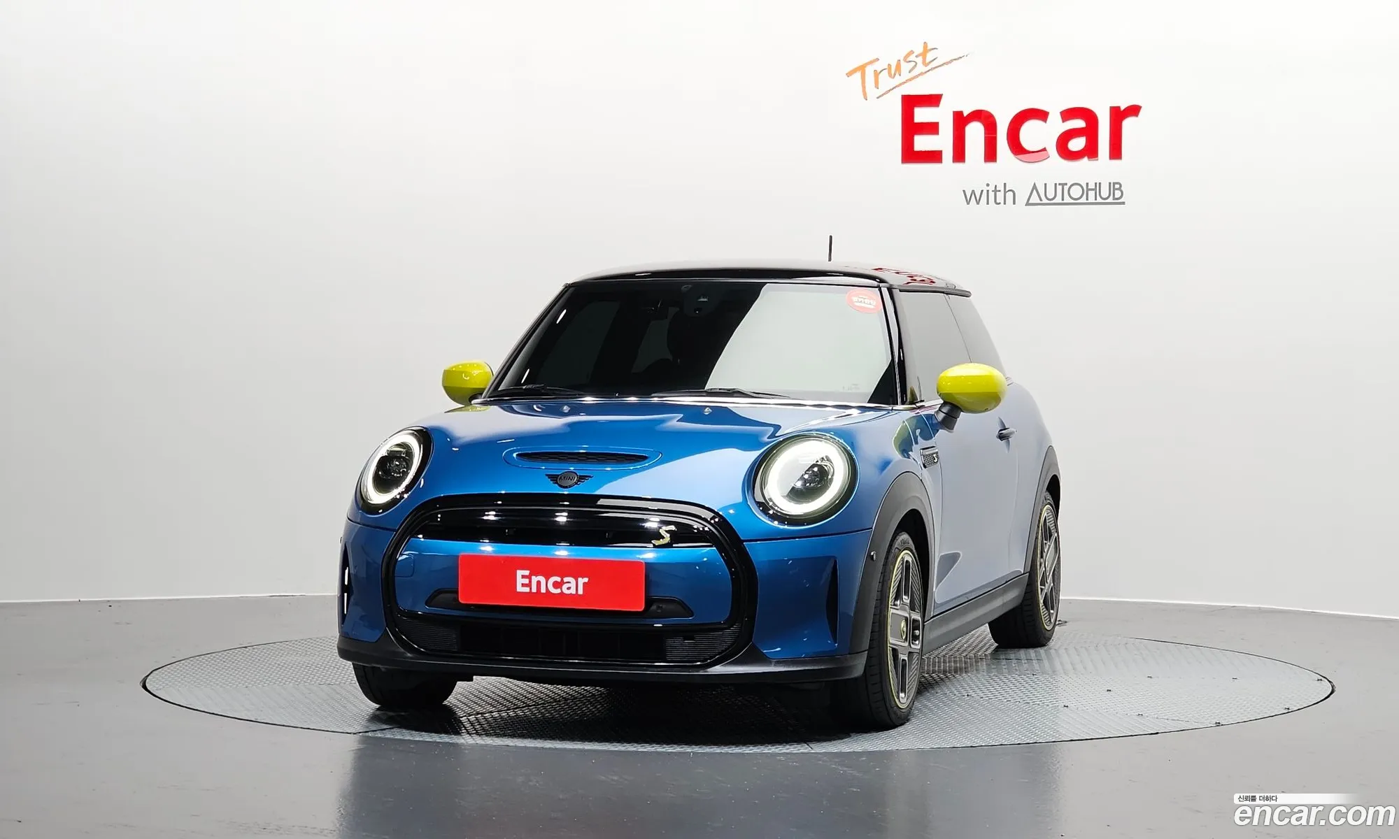 Mini Cooper Electric 2023 — 6