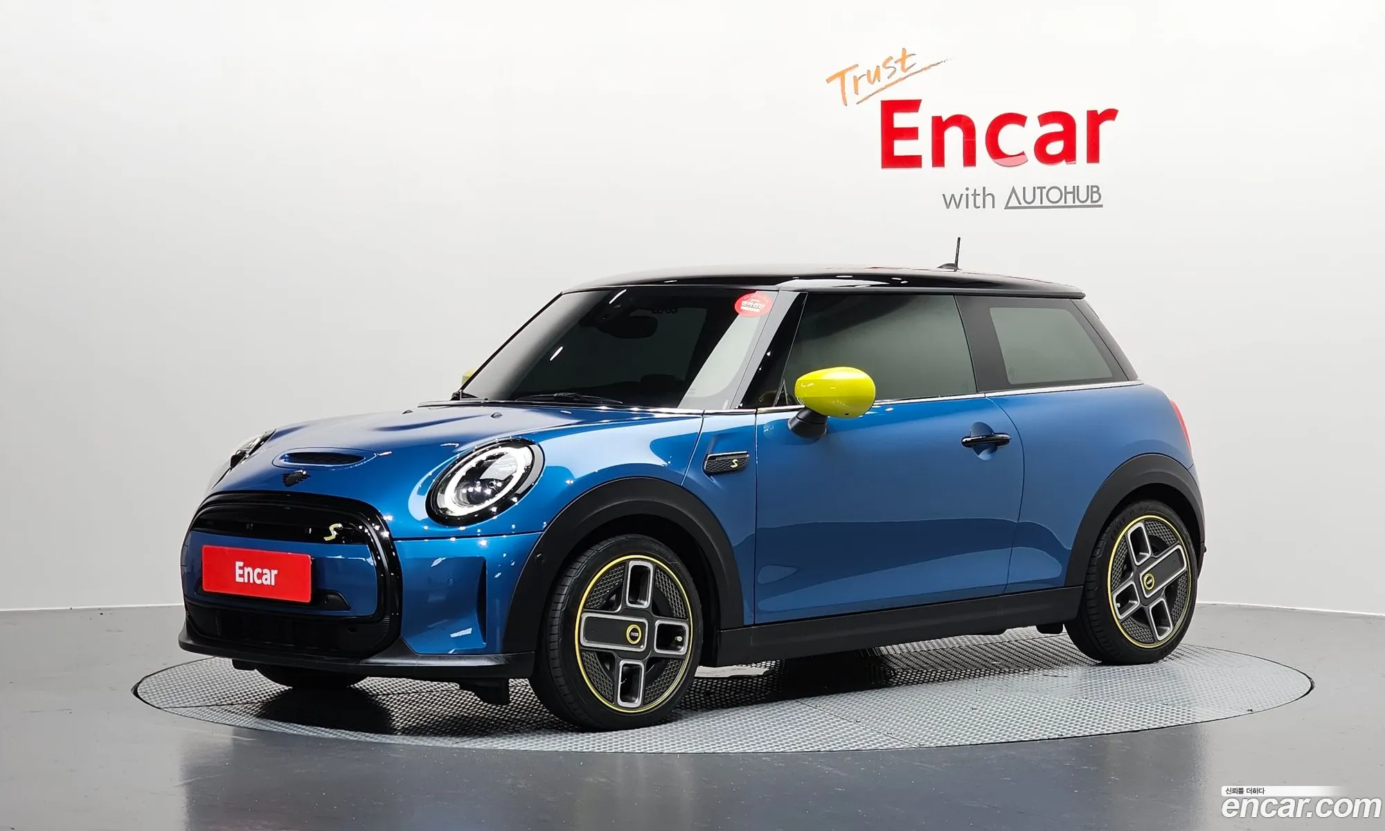 Mini Cooper Electric 2023 — 12