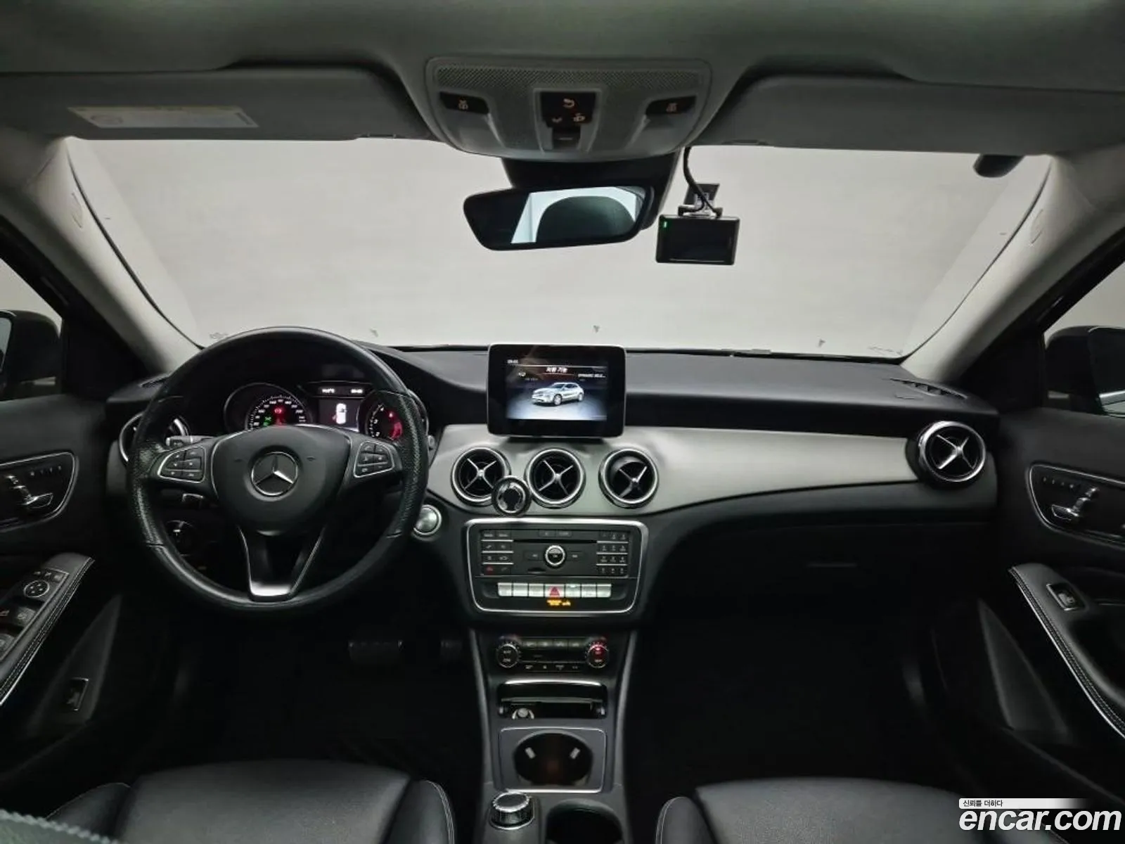 Mercedes-Benz GLA-Class X156 2018 — 8