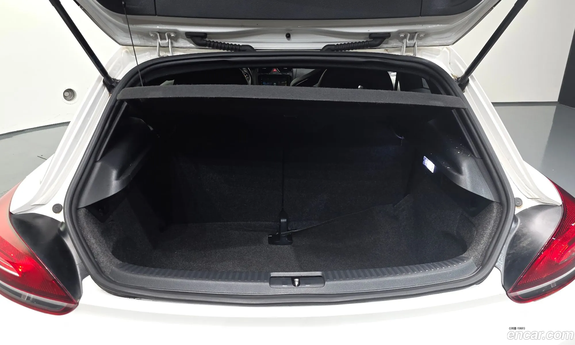 Volkswagen Scirocco 2013 WVWZZZ13ZEV001220 — 6