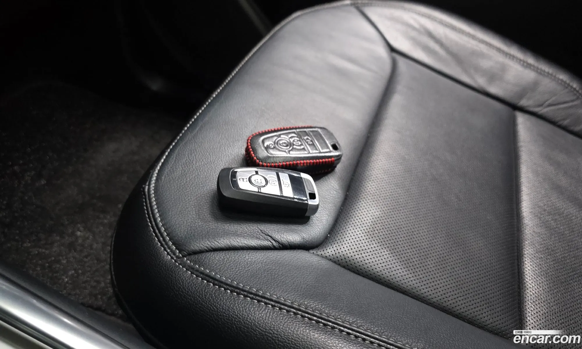 Ford Explorer 6th Gen 2019 1FMSK8FH5LGA74374 — 24