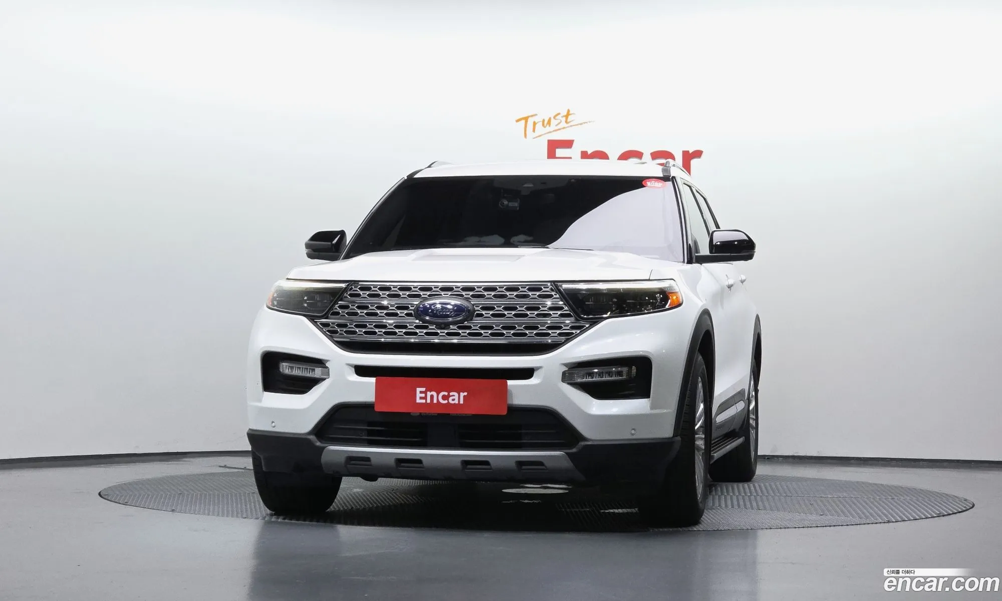 Ford Explorer 6th Gen 2019 1FMSK8FH5LGA74374 — 5