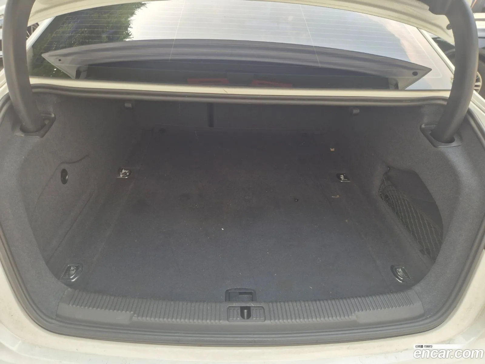 Audi A6 2012 — 2