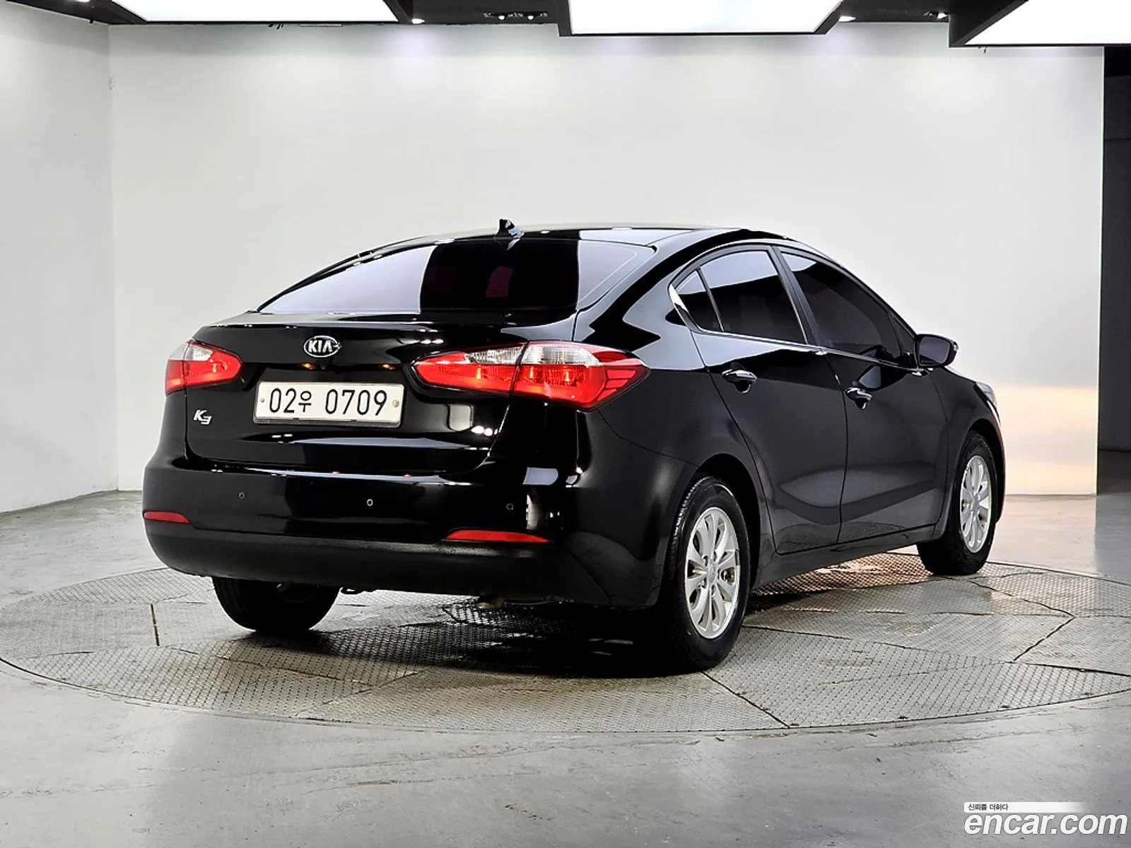 Kia K3 2015 — 2