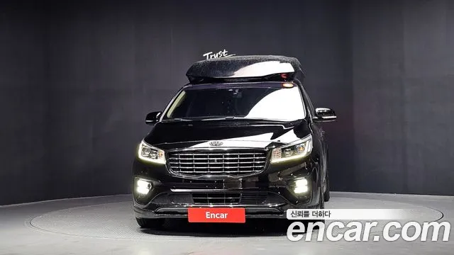 Kia Carnival 2018 — 2