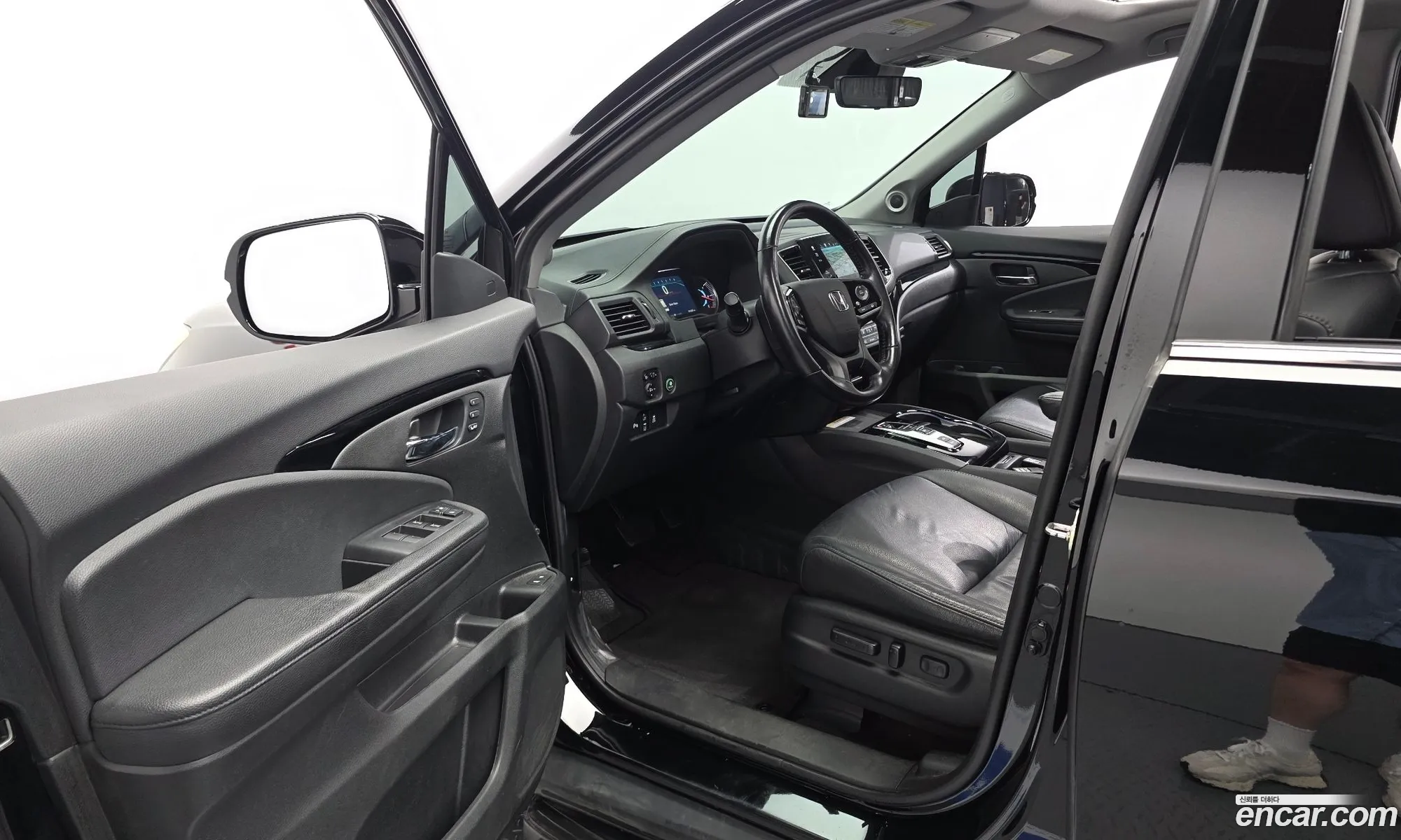 Honda Pilot 2019 5FNYF6860KB200633 — 14
