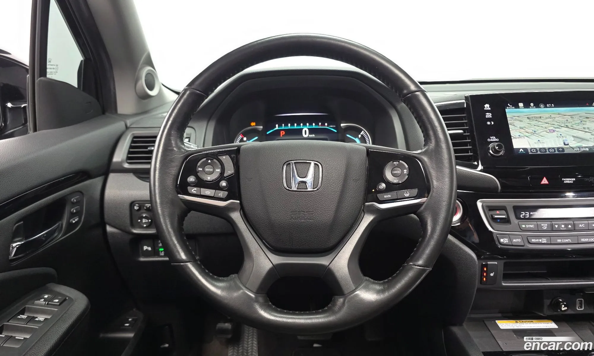 Honda Pilot 2019 5FNYF6860KB200633 — 10