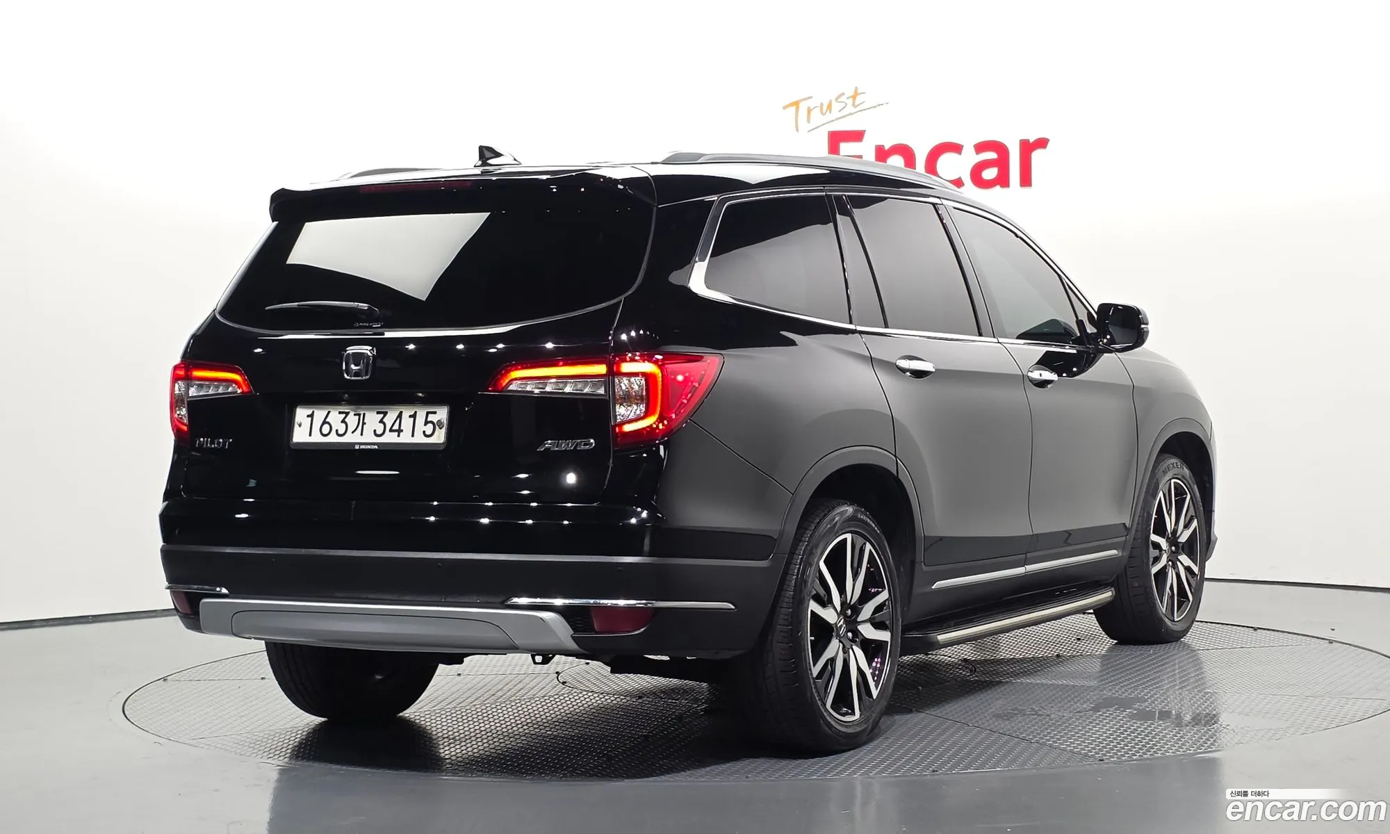 Honda Pilot 2019 5FNYF6860KB200633 — 3