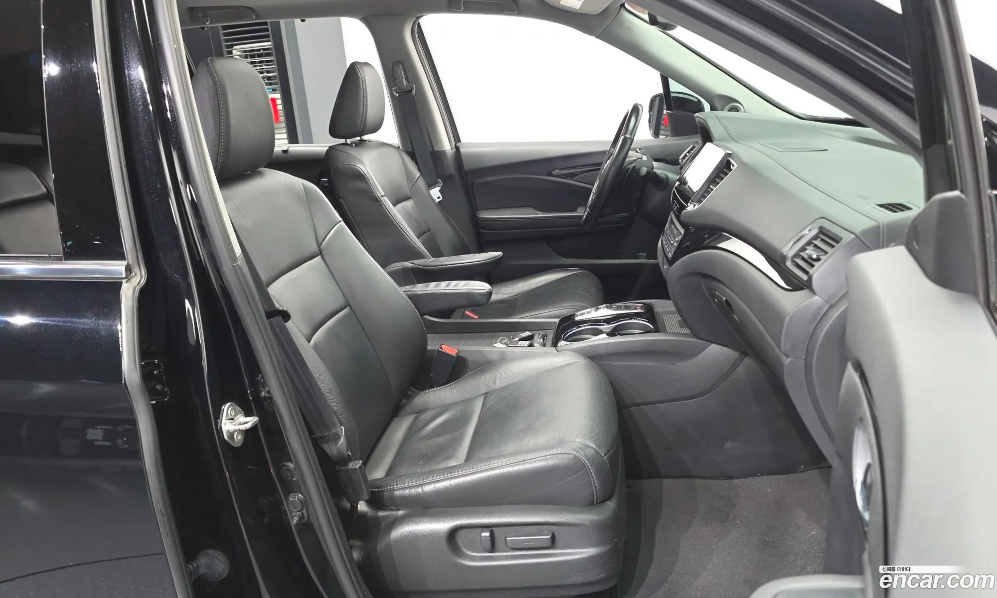 Honda Pilot 2019 5FNYF6860KB200633 — 11