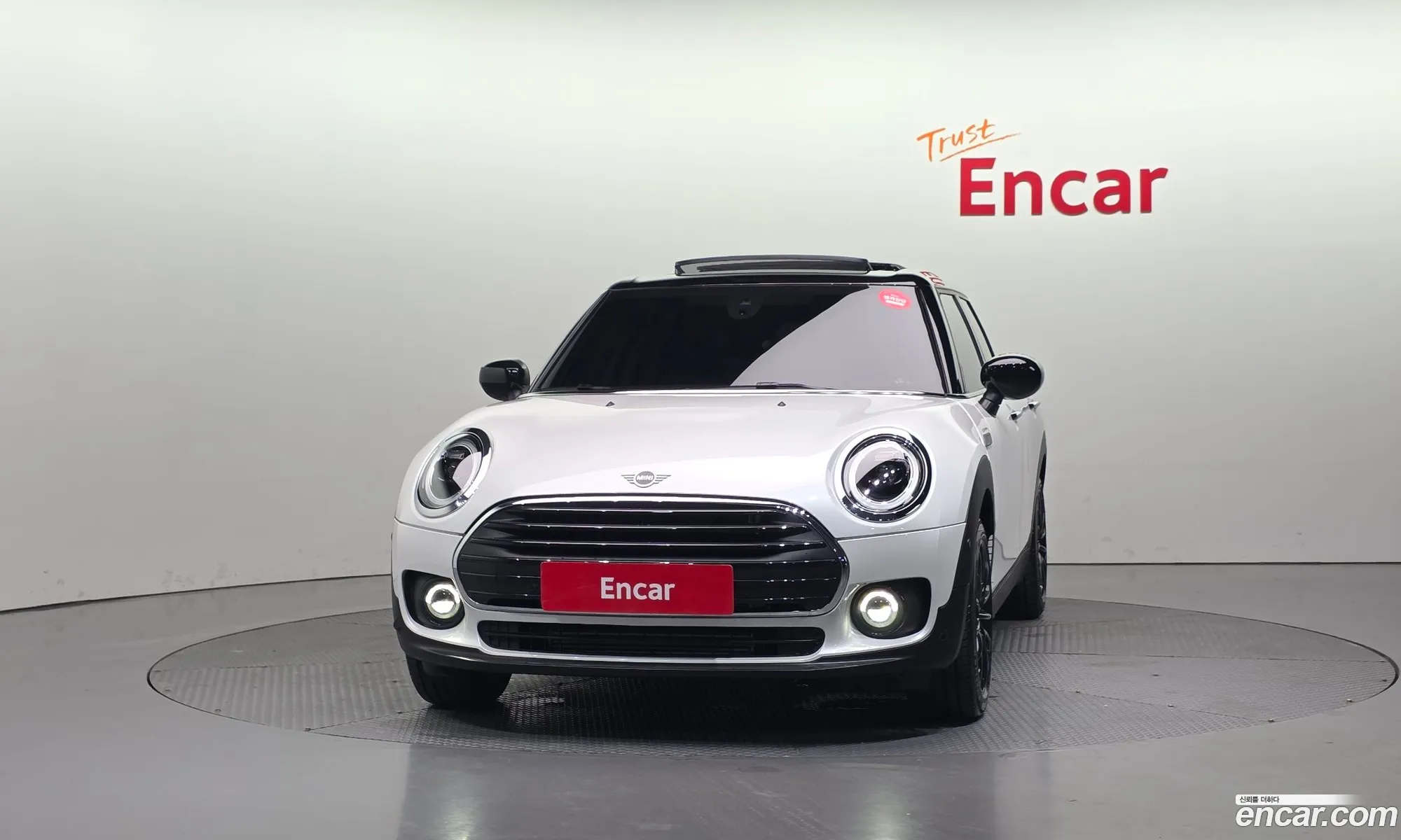 Mini Cooper Clubman 2023 — 4