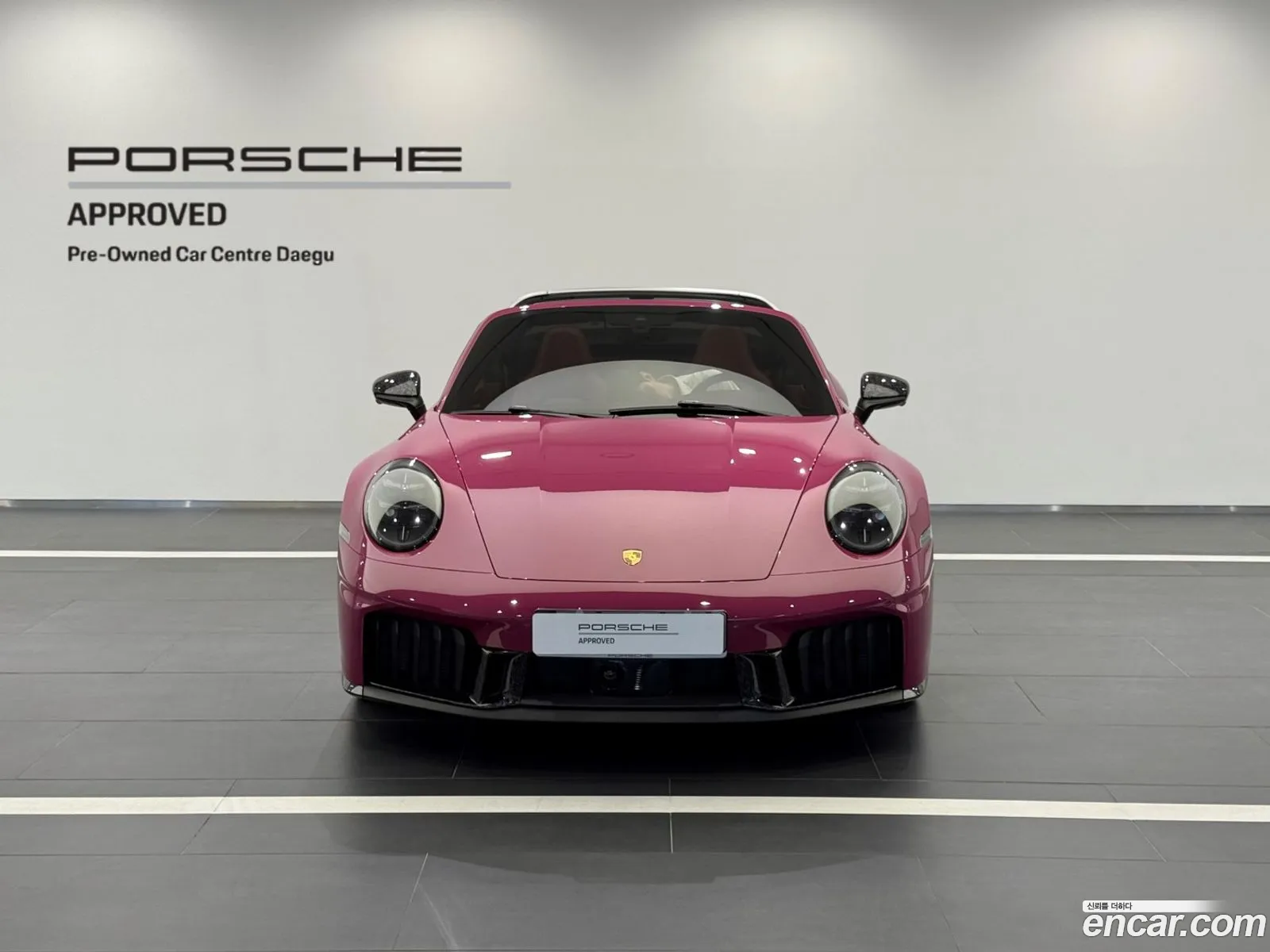 Porsche 911 2025 — 17