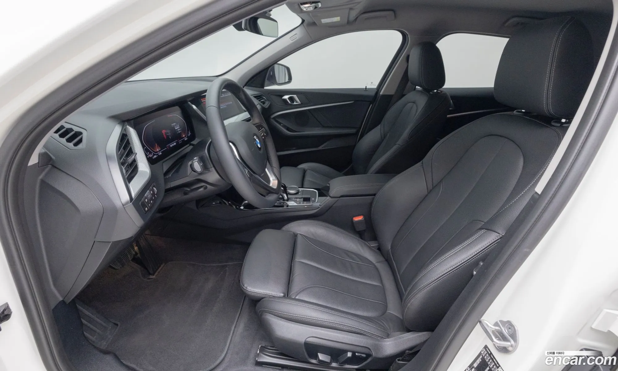 BMW 1 Series 2022 — 2