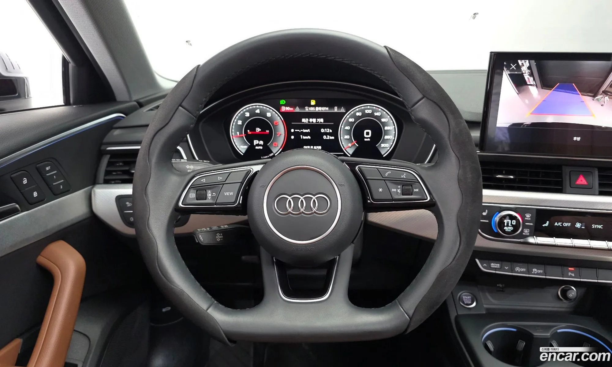 Audi A4 2023 WAUZZZF47PA043859 — 10