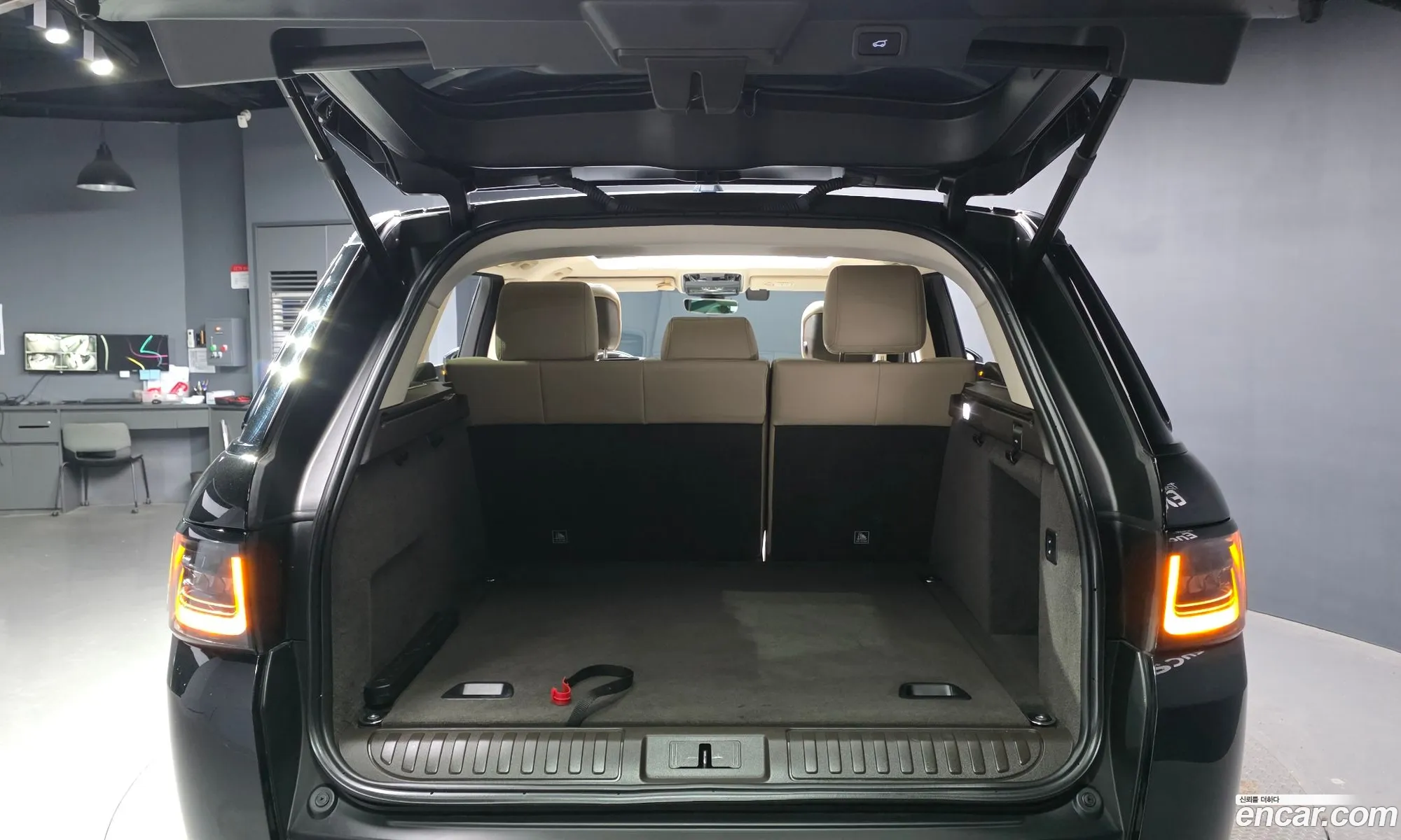 Land Rover Range Rover Sport 2022 — 2