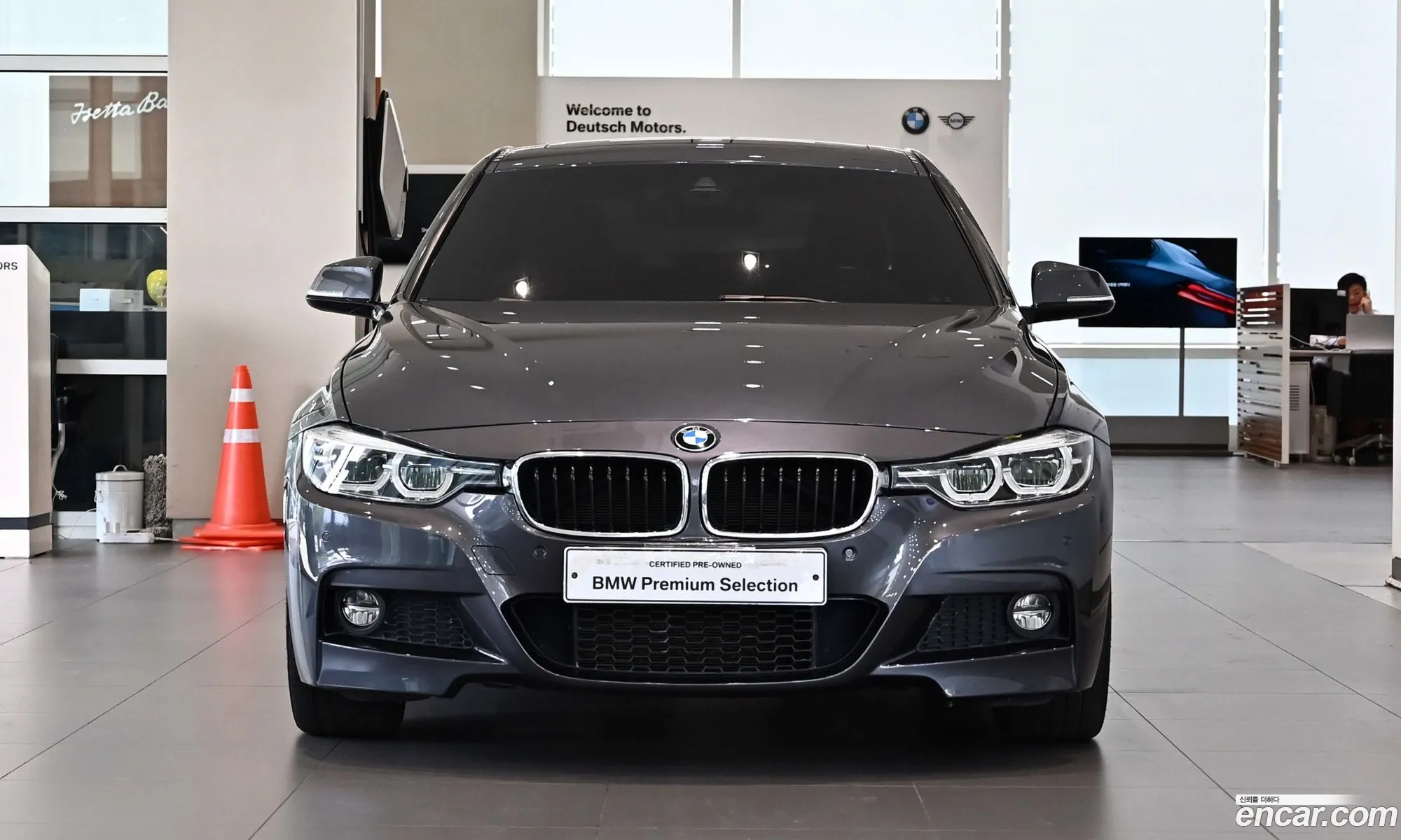 BMW 3 Series 2017 — 12