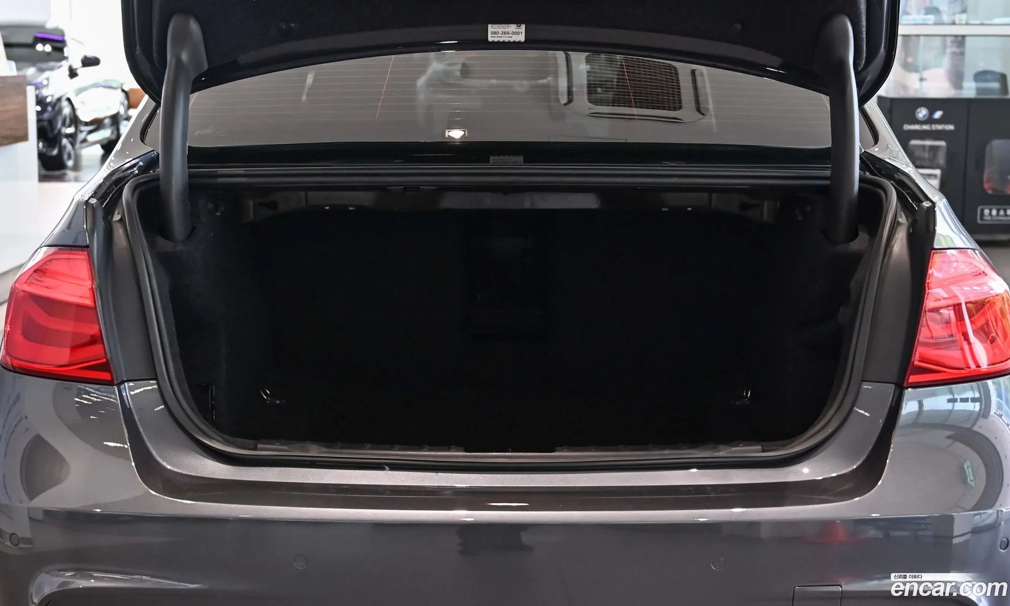 BMW 3 Series 2017 — 7