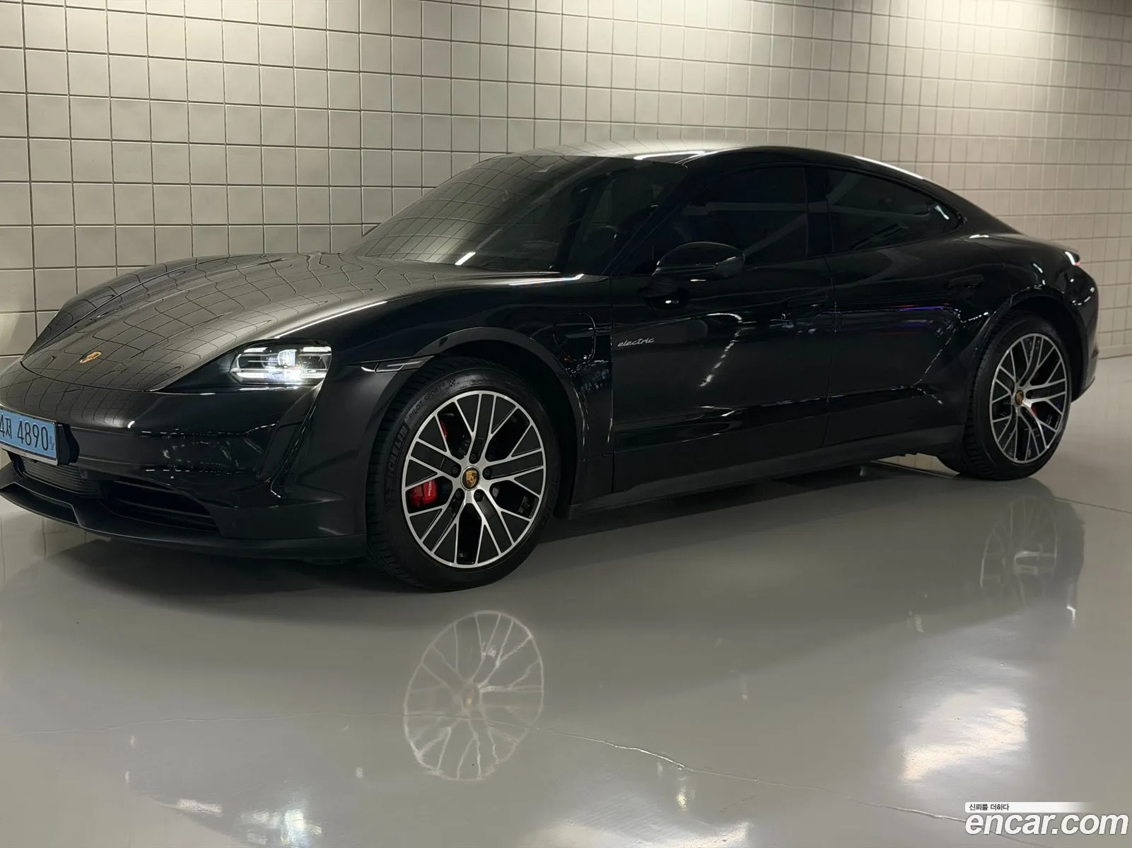Porsche Taycan 2021 — 3