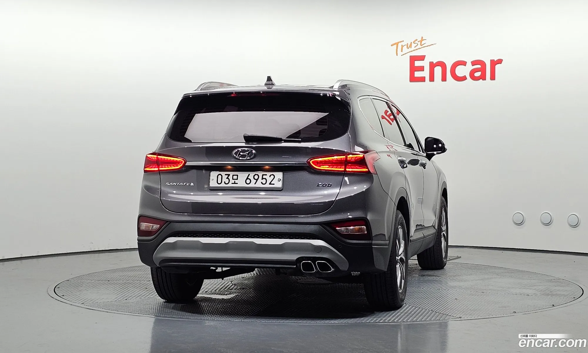 Hyundai Santa Fe TM 2018 — 2