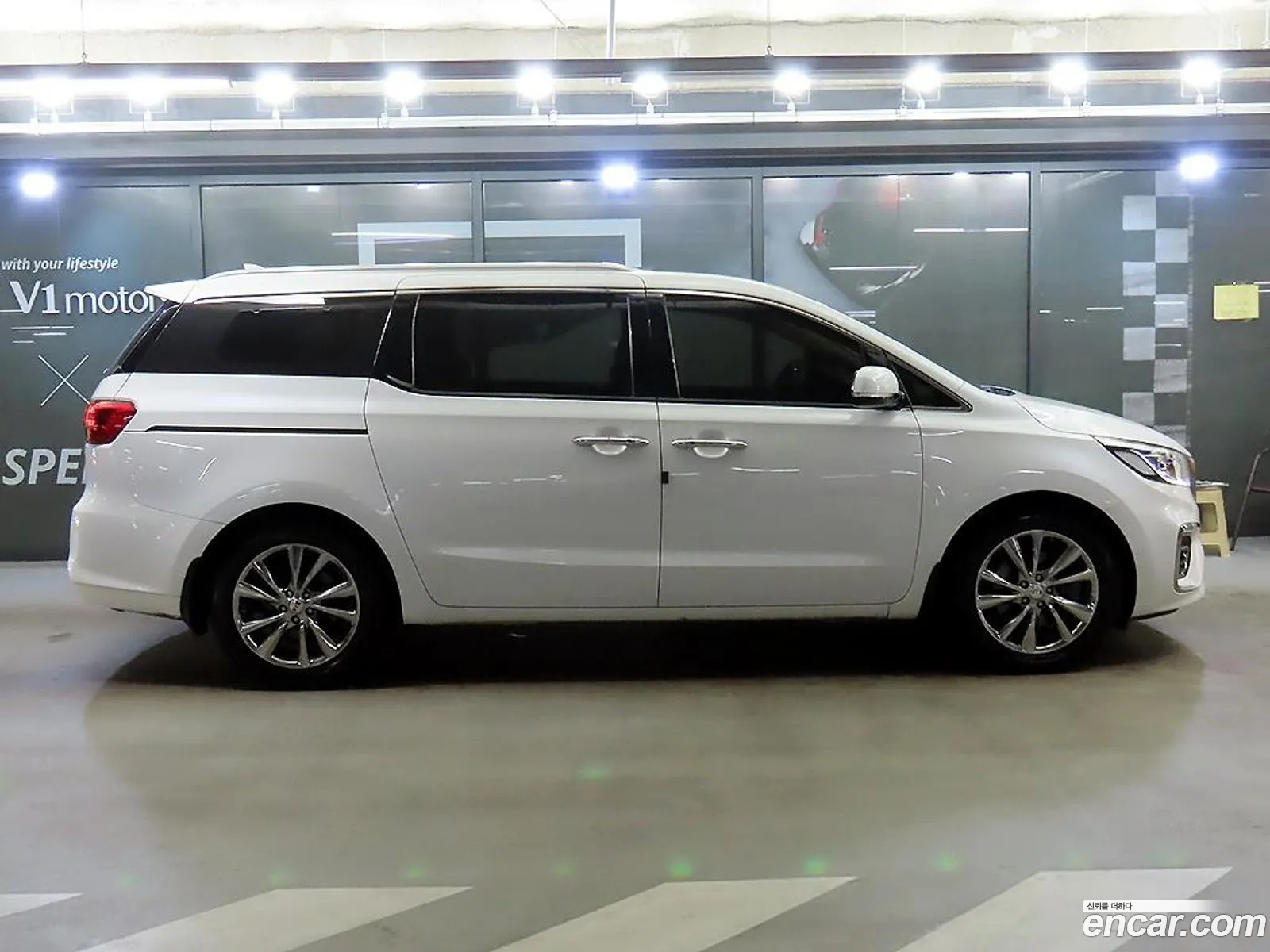 Kia Carnival 2020 — 16