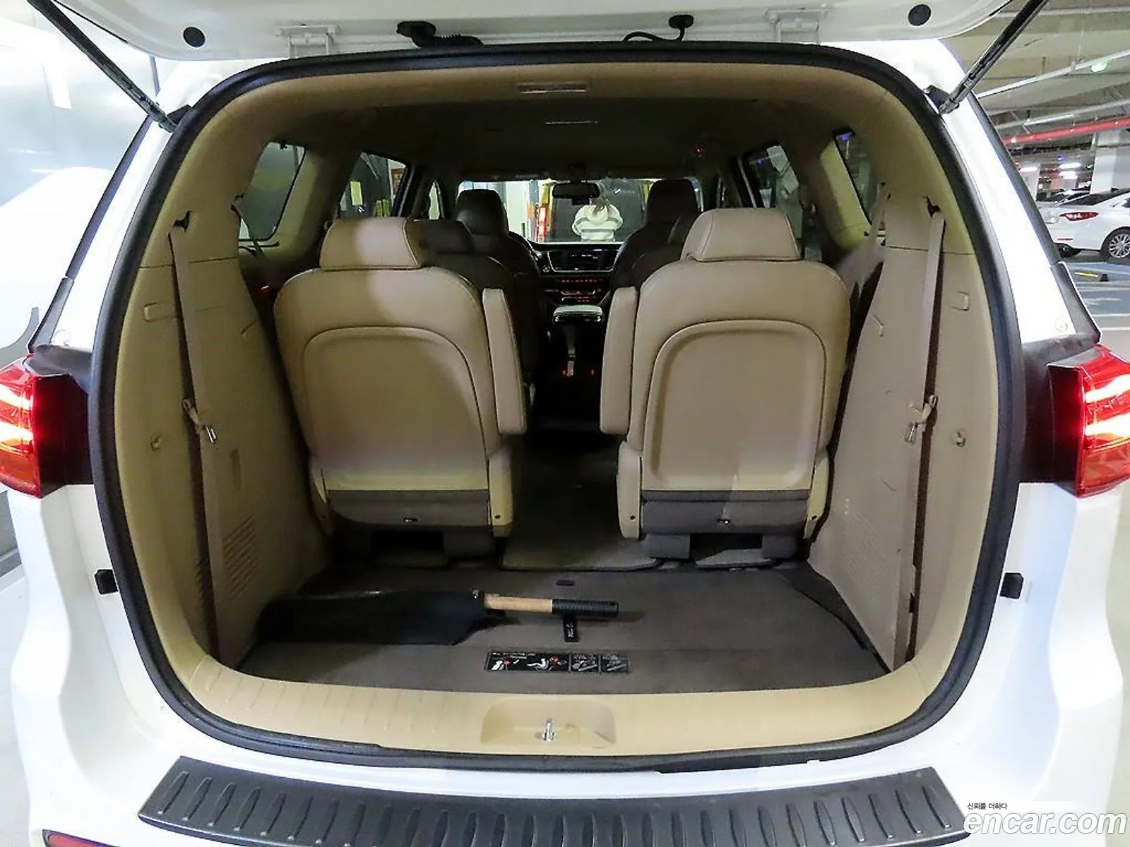 Kia Carnival 2020 — 5