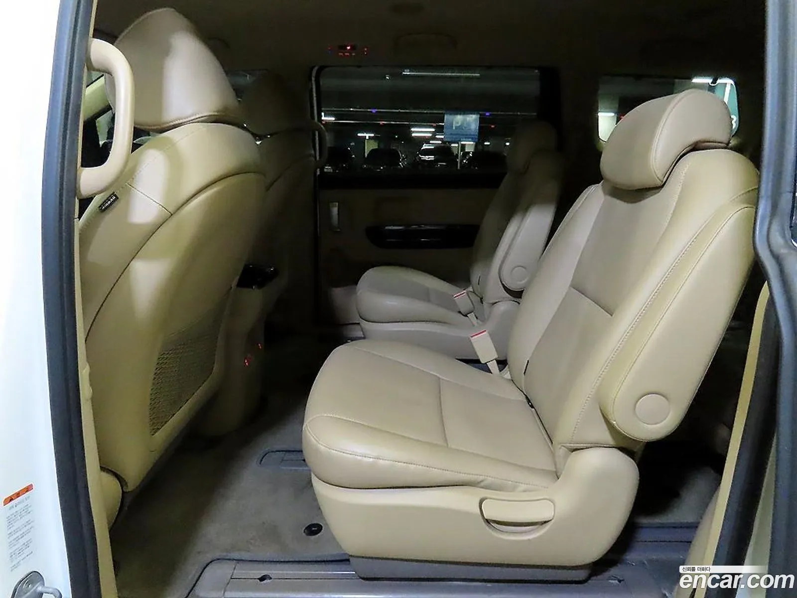 Kia Carnival 2020 — 3