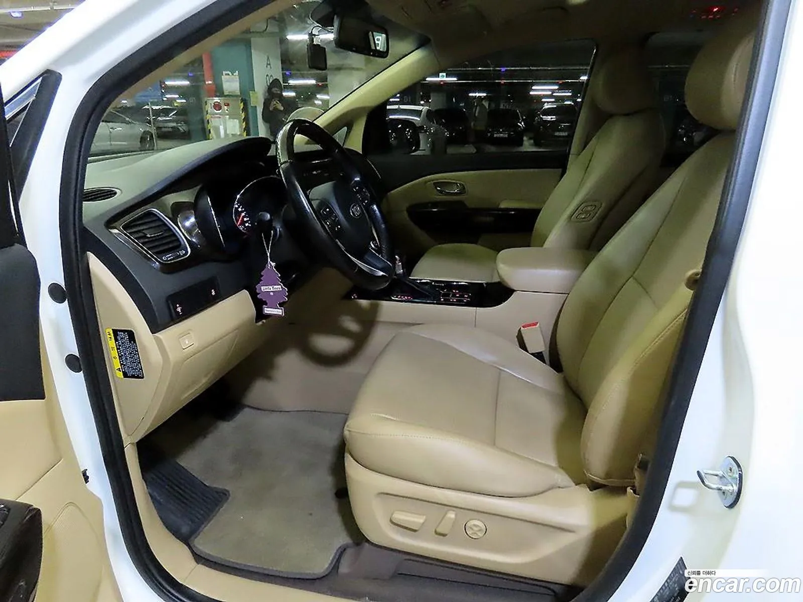Kia Carnival 2020 — 2