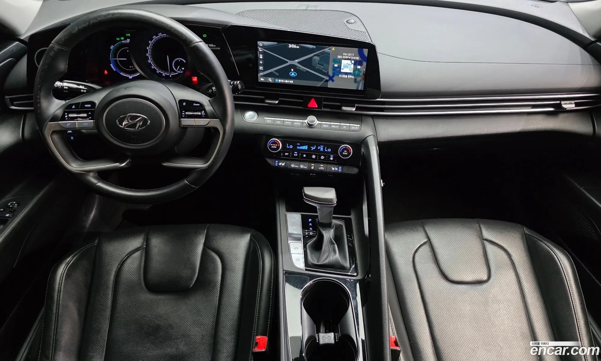 Hyundai Elantra Hybrid 2022 — 4